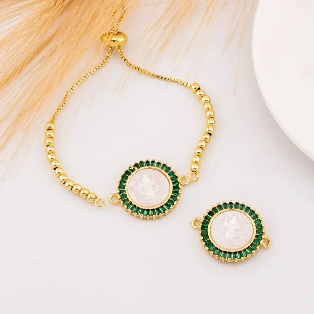 Enlace SAN BENITO de madre perla y zirconias baño 18k verde