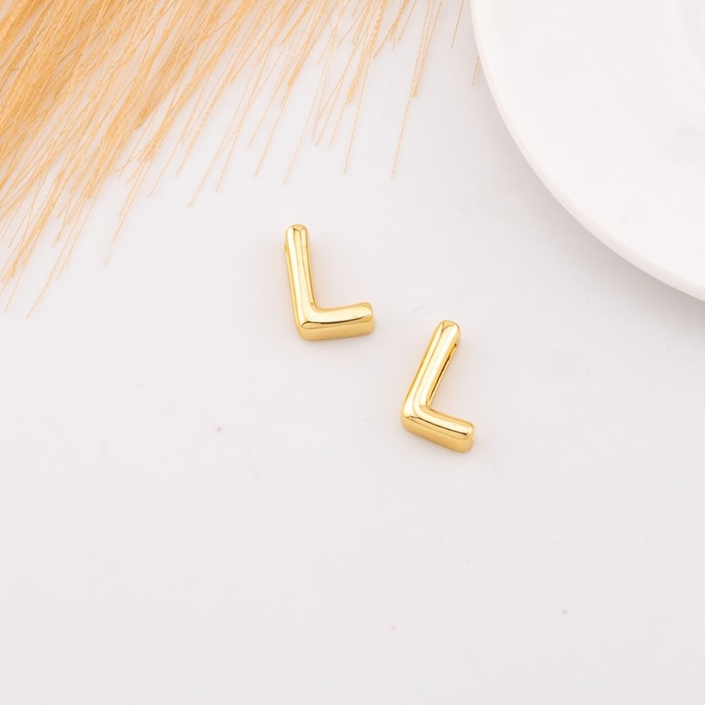 Separador de letra plana baño 18k Letra L