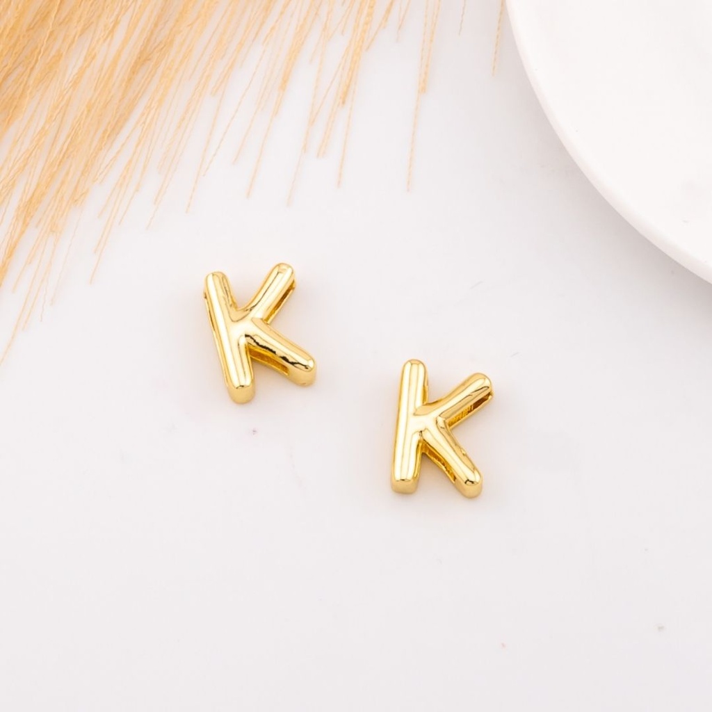 Separador de letra plana baño 18k Letra K
