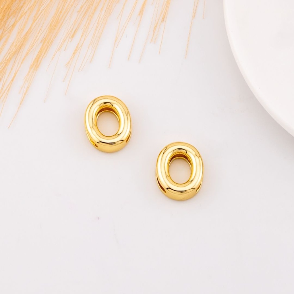 Separador de letra plana baño 18k Letra O