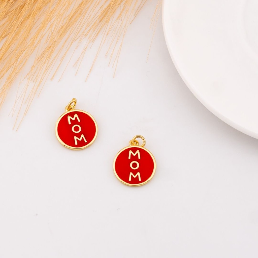 Dije redondo esmaltado de MOM baño 18k rojo