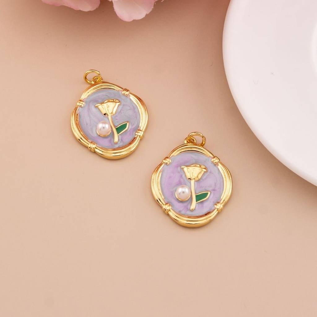 Dije de tulipan esmaltado baño 18k