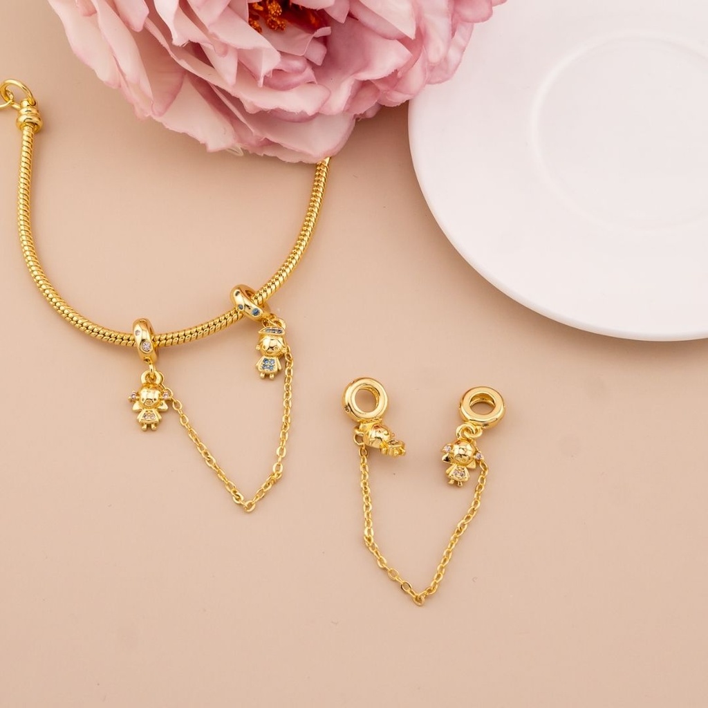 Charm de niños baño 18k