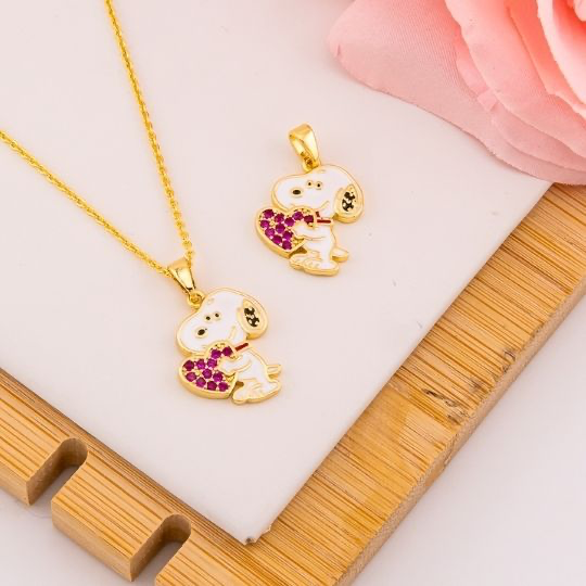 Dije de Snoopy corazón con micropave