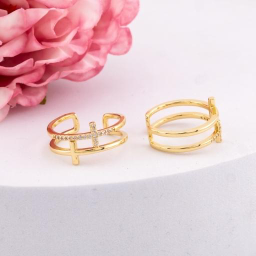 Anillo ajustable de cruz con zirconias baño 18k