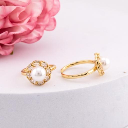 Anillo ajustable de perla con zirconias baño 18k