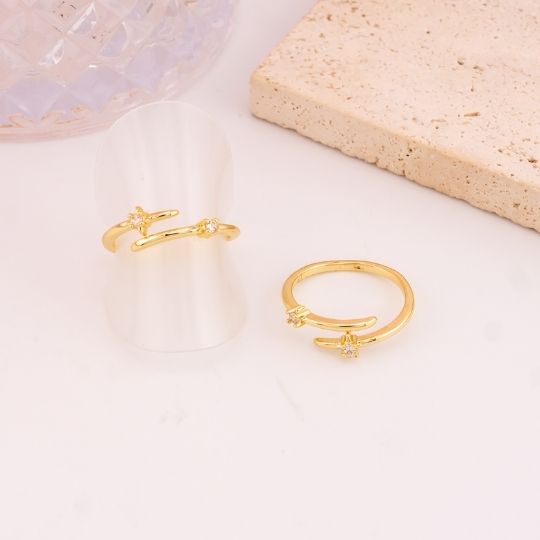 Anillo ajustable con zirconias baño 18k