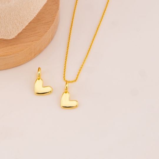 Dije de corazon solido baño 18k
