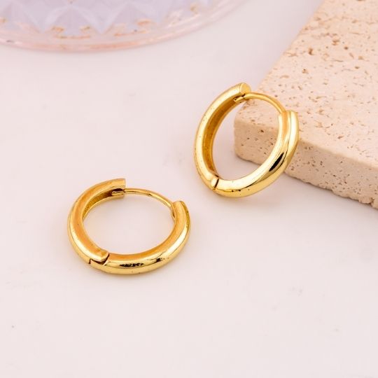Huggies grandes solidas baño 18k