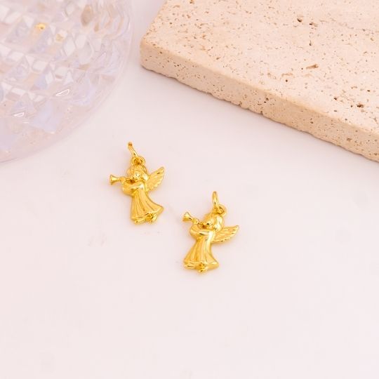 Dije religioso de Angel baño 18k