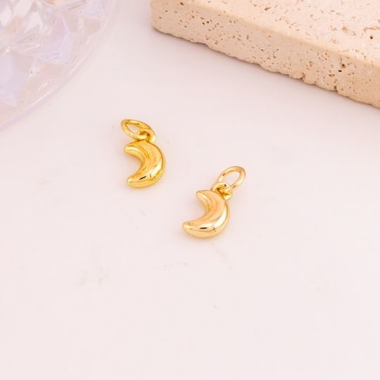 Dije de luna baño 18k