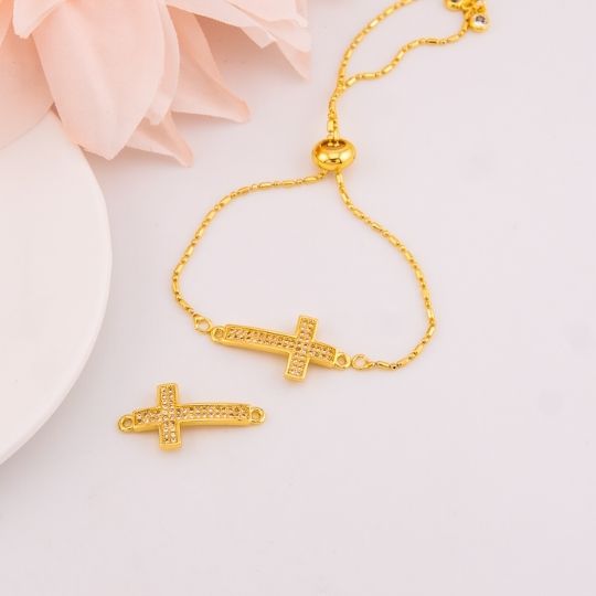 Enlace religioso de cruz en micropave