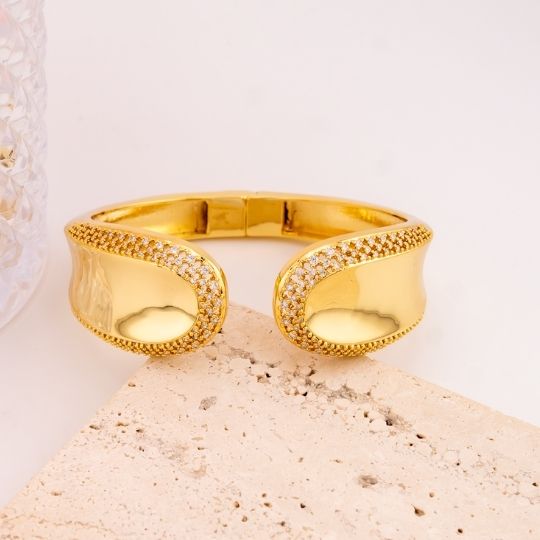 Brazalete chunky con zirconias baño 18k