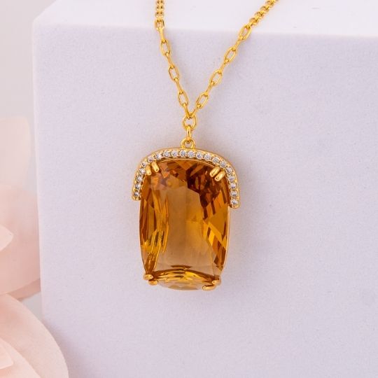 Cadena de alta gama de lujo elaborado con cristales calidad premium bañado en oro real de 18k