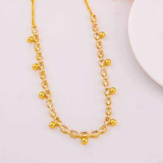 Cadena ajustable con zirconias baño 18k