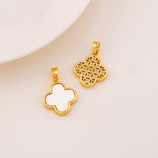 Dije de trebol doble uso baño 18k