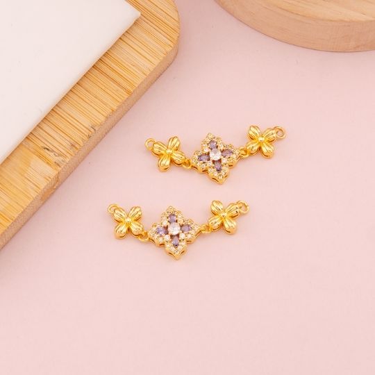 Enlace de tres de trebol en micropave