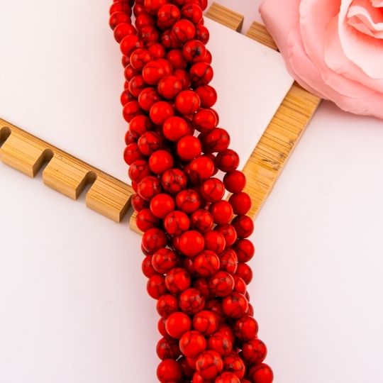 Howlite roja 8mm