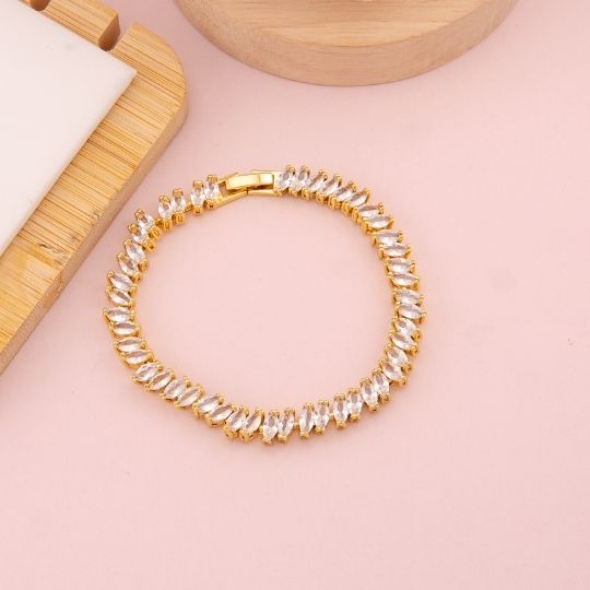 Pulsera con zirconias baño 18k