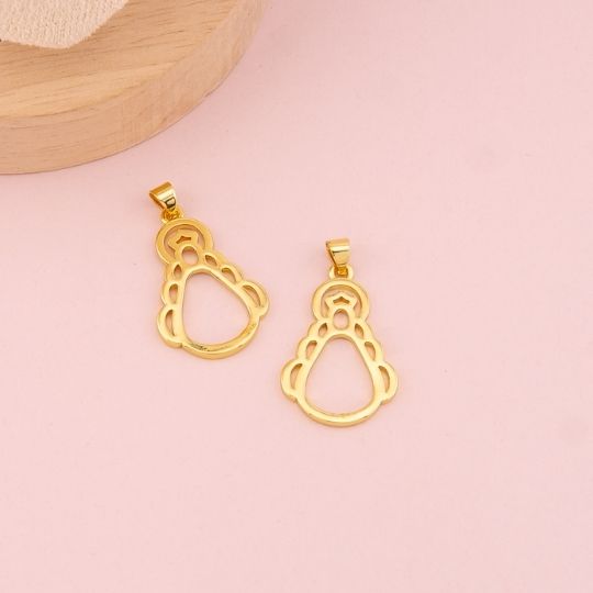 Dije religioso Virgen Suyapa baño 18k