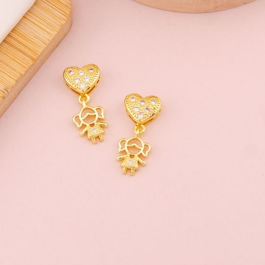 Dije de corazon con colgante de niña baño 18k