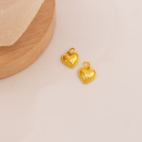 Dije de corazon solido baño 18k