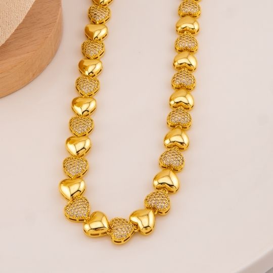 Collar de corazones con zirconias baño 18k