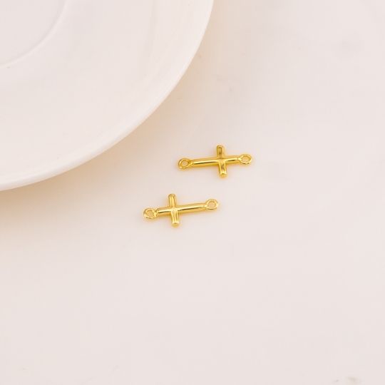 Enlace de cruz baño 18k