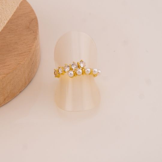 Anillo ajustable con perlas y zirconias baño 18k