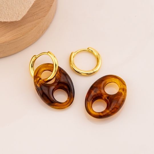 Aretes colgantes doble uso cafe baño 18k