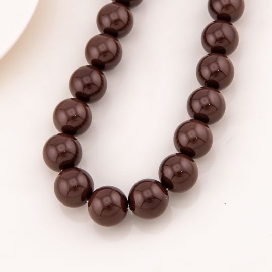 Collar bola chicle cafe oscuro en concha nacar 14mm baño 18k