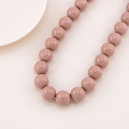 Collar bola chicle nude en concha nacar 14mm baño 18k