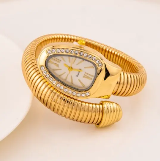 Reloj de marca en acero inoxidable