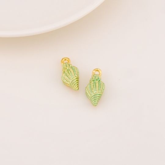 Dije caracolito esmaltado baño 18k