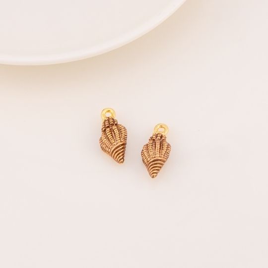 Dije caracolito esmaltado baño 18k
