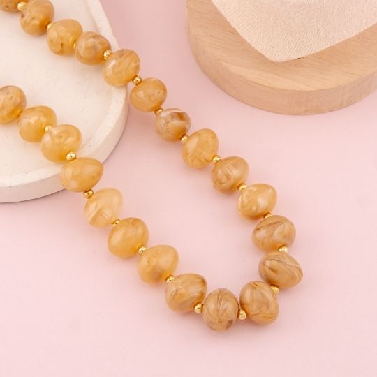 Collar chunky acrilico baño 18k