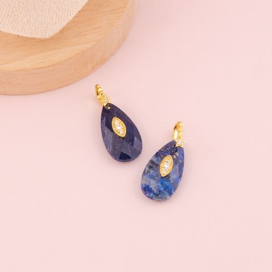 Dije de gota en piedra semipreciosa baño 18k