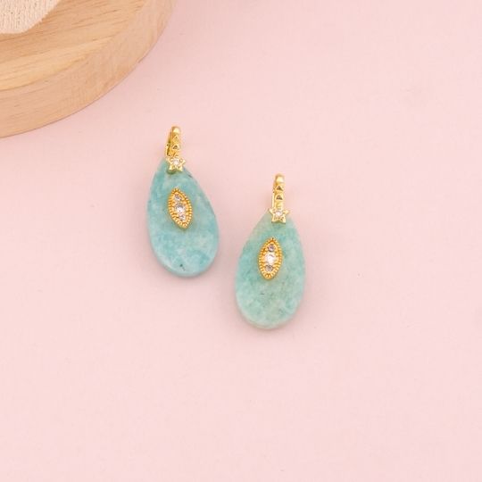 Dije de gota en piedra semipreciosa baño 18k