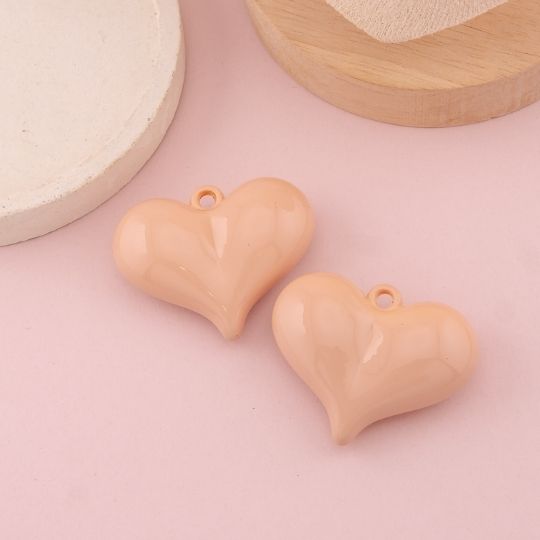 Dije chunky de corazon esmaltado baño 18k
