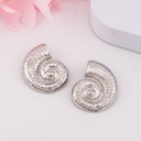 Aretes stud caracoles baño 18k