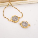 Enlace de San Benito doble tono baño 18k