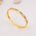 Brazalete con zirconias  baño 18k