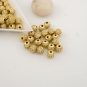 Dije separador bolita de 6 mm con micropave y  baño 18k