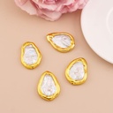 Separador perla barroca engastado en Goldfilled