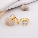 Anillo con zirconias  baño 18k