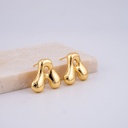 Aretes letras del abecedario baño 18k letra A