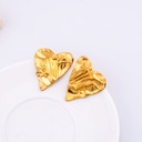 Aretes con forma de corazon en acero