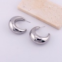 Aretes C hoops grandes y elegantes baño 18k
