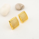 Aretes stud cuadrado con microzirconia y baño 18k pin de plata