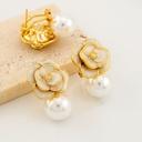 Aretes stud flor con perla patente omega smaltado y baño 18k pin de plata